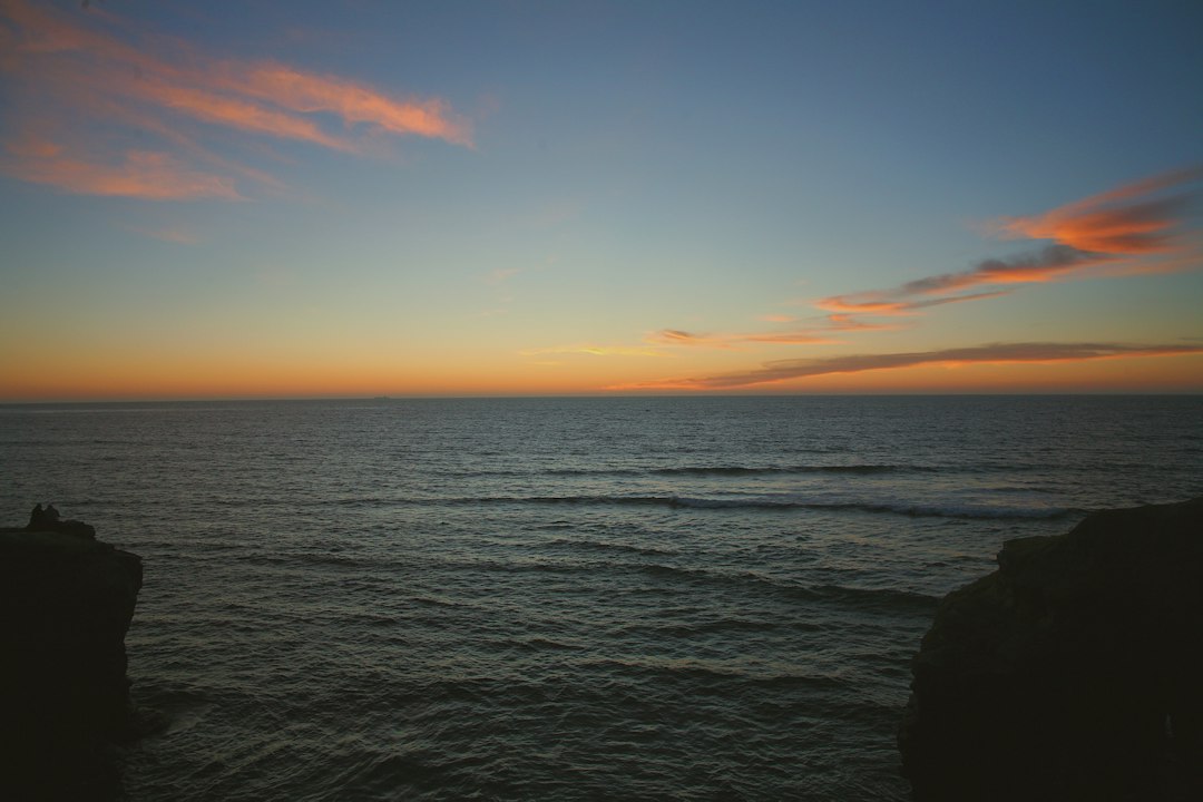 Sonnenuntergang in Oia: Der berühmteste Aussichtspunkt der Kykladen - F96F+M3 | Secret World Trip Planner