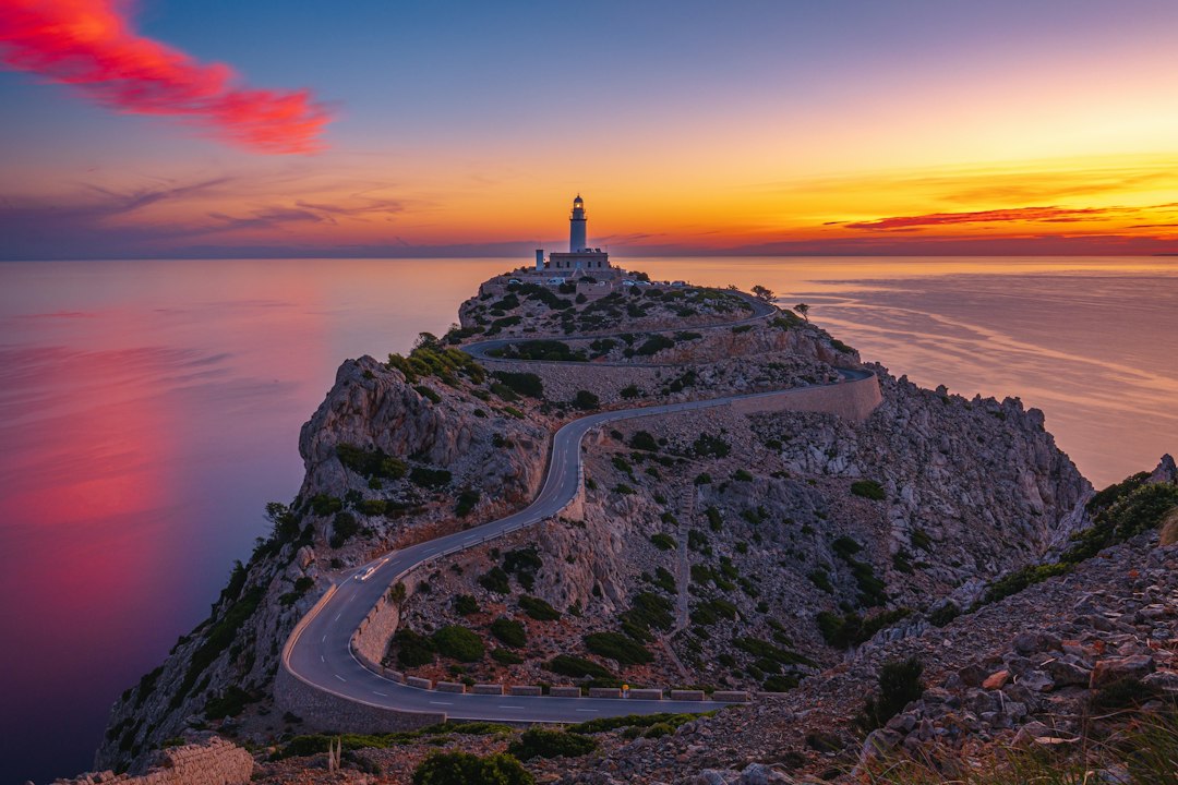 Faro de Cap Formentor: el final de Mallorca - 07460 | Secret World Trip Planner