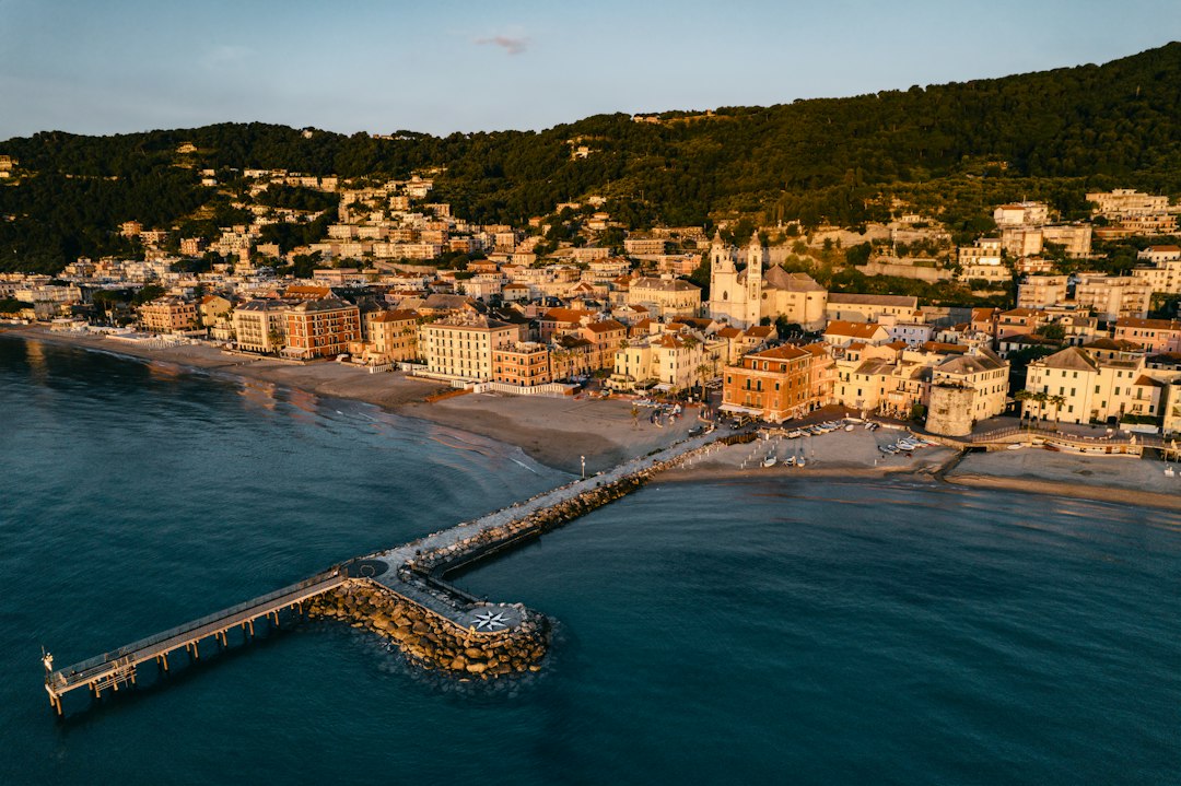 Bologne, Espagne : la plage sauvage et sa dune géante - 11391 Bolonia | Secret World Trip Planner