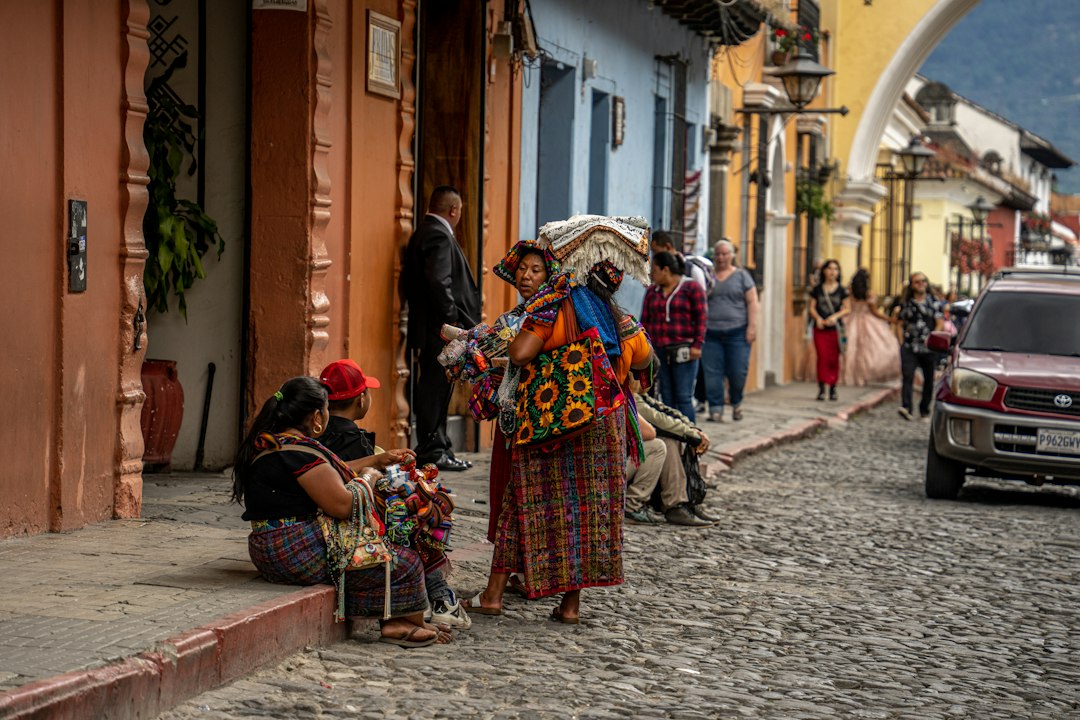 Cerro de La Cruz: Sonnenuntergänge über Antigua Guatemala - H779+P7H | Secret World Trip Planner