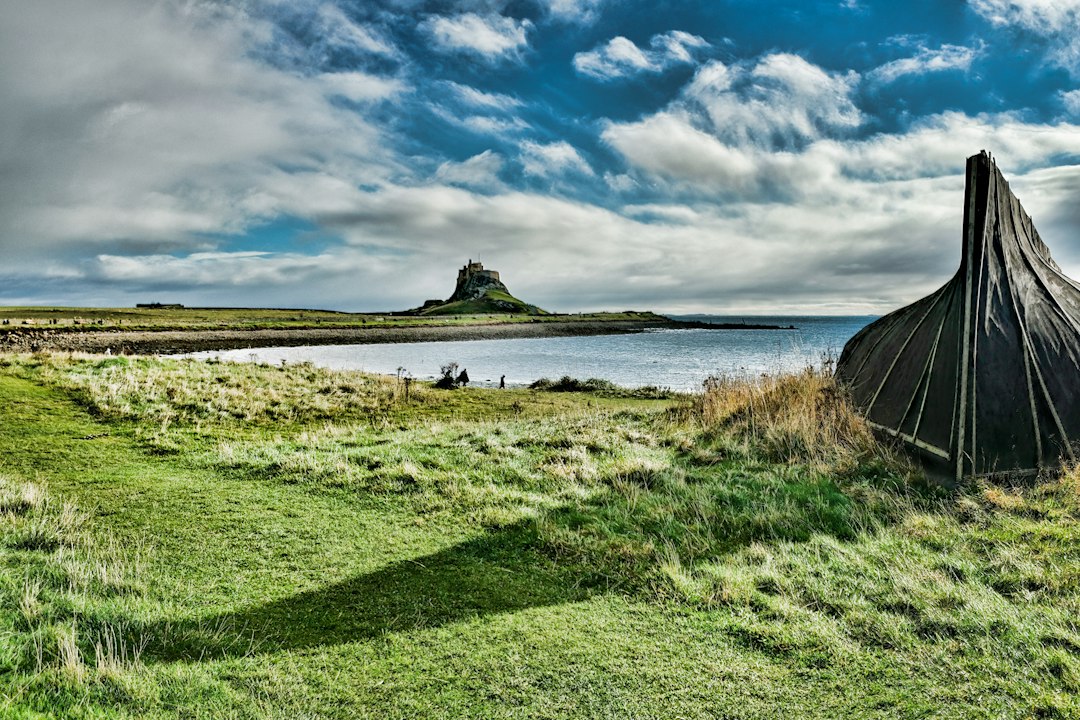 Lindisfarne Castle: il faro sull'isola delle maree - Holy Island | Secret World Trip Planner