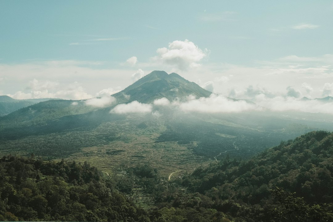 巴图尔山:金塔马尼火山的黎明之美 - Bangli Regency | Secret World Trip Planner