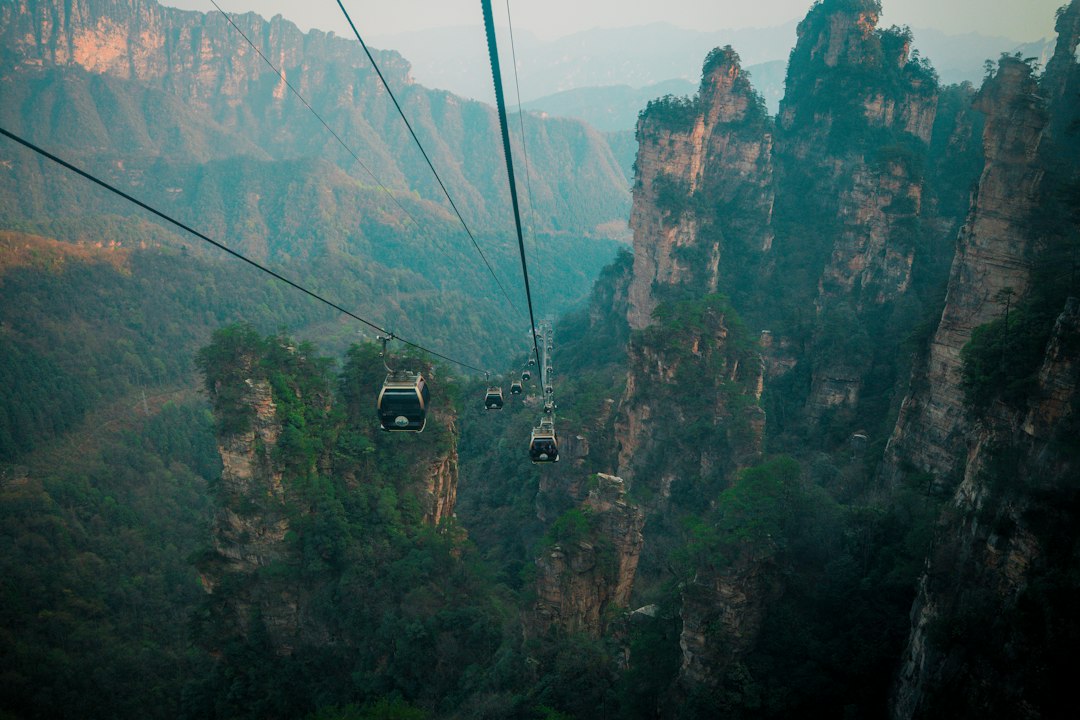 Стеклянный мост Чжанцзяцзе: среди облаков Хунани - Cina | Secret World Trip Planner