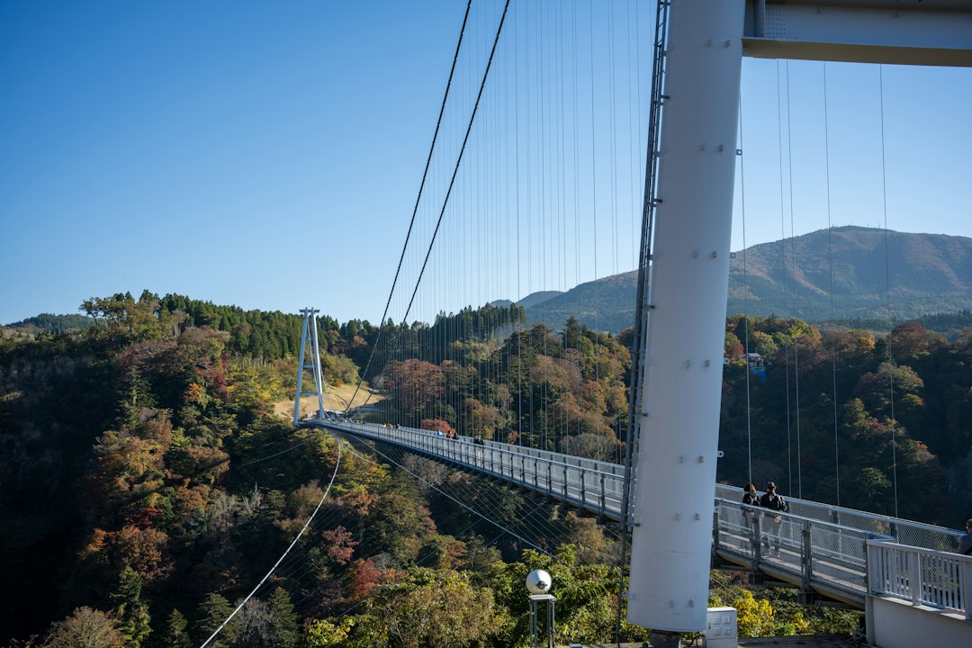 Kokonoe Yume Otsuribashi: Die Hängebrücke von Kyushu - Kusu District | Secret World Trip Planner