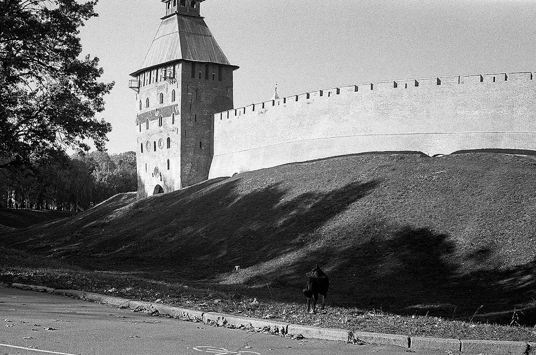 La Cámara Episcopal de Veliky Novgorod: un gótico ruso - Novgorodskaya oblast' | Secret World Trip Planner