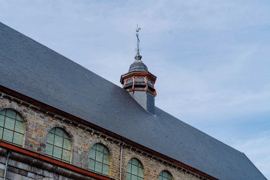 Batte Market: Sunday Flavors by the Meuse River - La Batte | Secret World Trip Planner