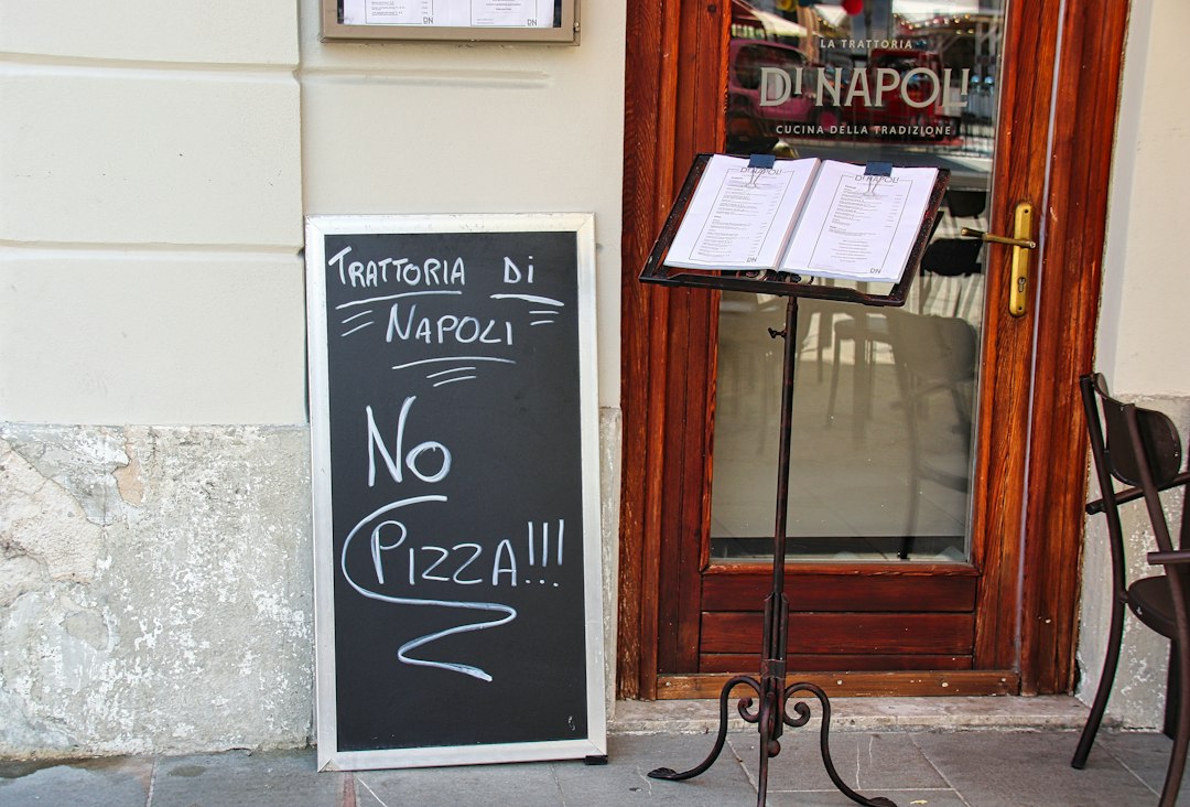 Trattoria da Mauro in Zello: echte Tortellini & Ragù - 52 | Secret World Trip Planner