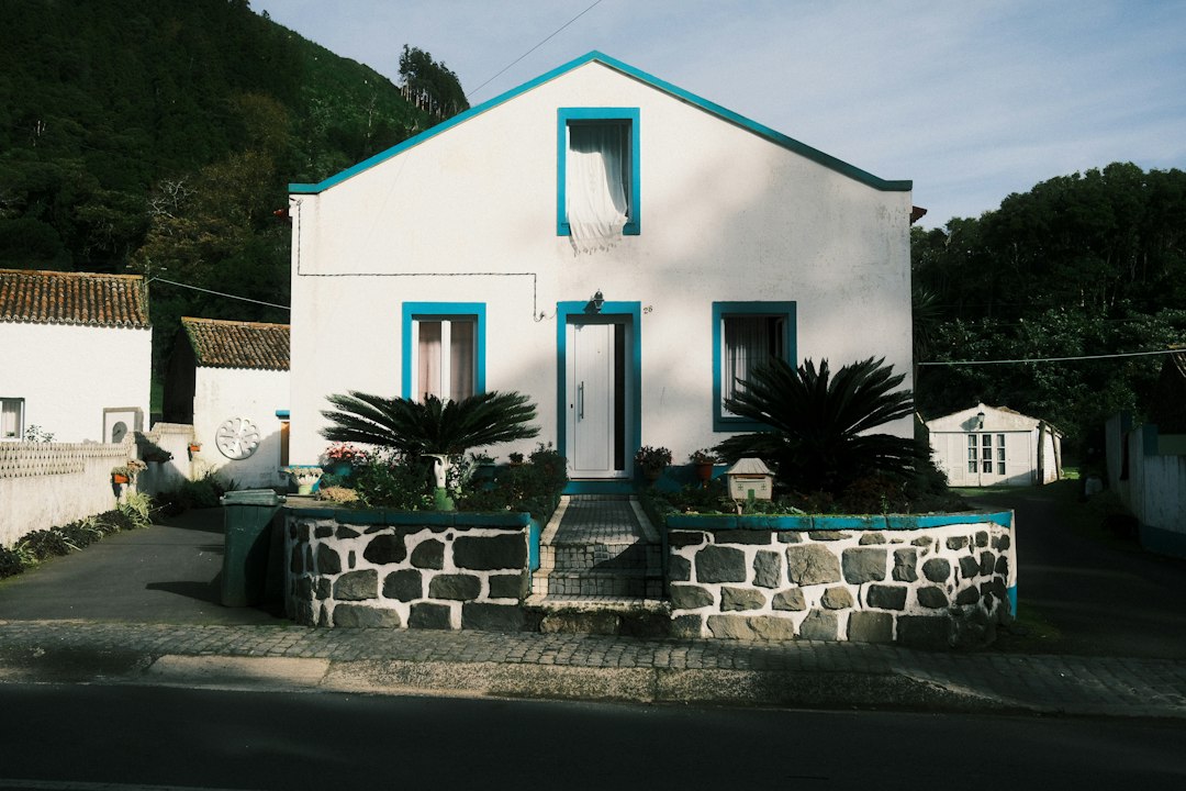 Quinta das Sequóias: Der geheime Park von Sintra - Estrada de Monserrate | Secret World Trip Planner