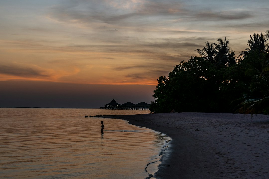 Thulusdhoo Sunset Beach: Surf and Local Sand in Maldives - 9JCQ+2V6 | Secret World Trip Planner