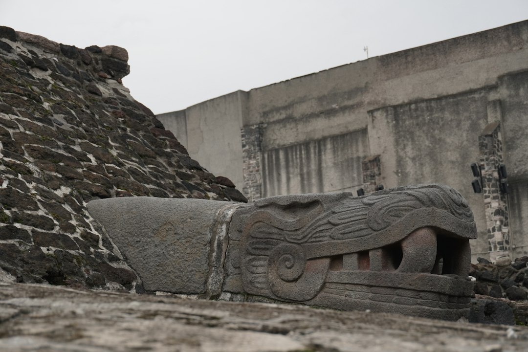 Templo de Quetzalcóatl: arquitetura sagrada em Teotihuacan - 55825 Teotihuacan | Secret World Trip Planner