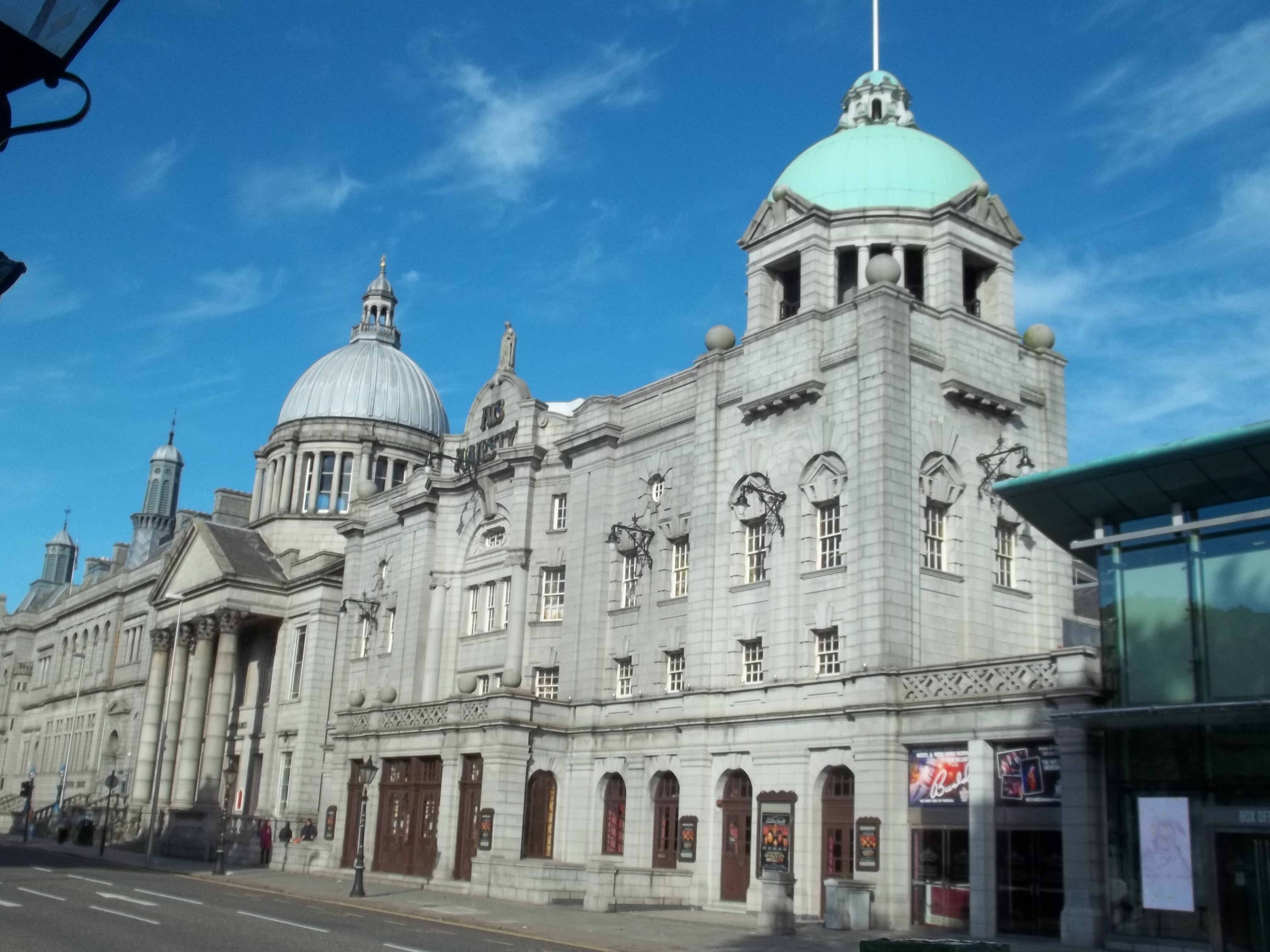 Tema Majesteedi Teater, Šotimaa suurim teater - Rosemount Viaduct | Secret World Trip Planner