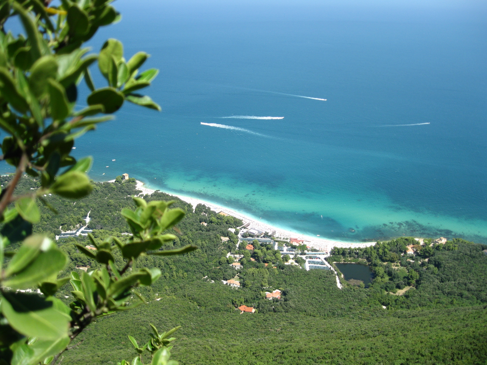 Mga tatak at pagkain - Monte Conero | Secret World Trip Planner