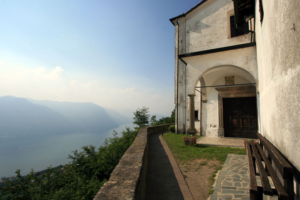 Mahali patakatifu pa Madonna della Ceriola