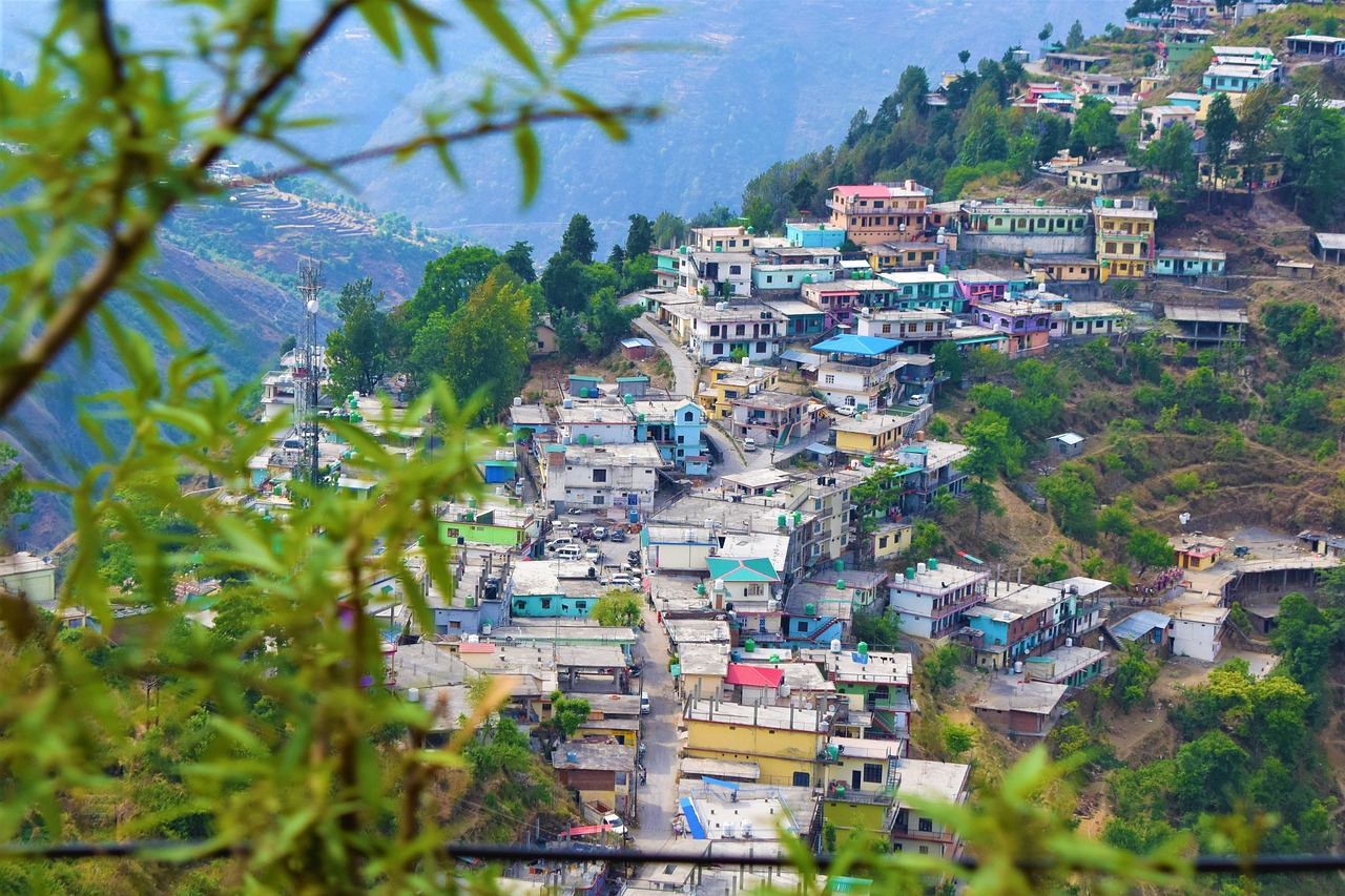 인도 음식|무소리의 알루 케 굿케 - Mussoorie | Secret World Trip Planner