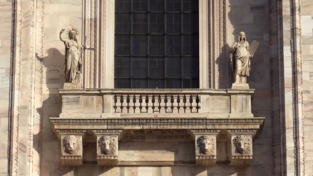 Frihetsgudinnan i Milano - Milano | Secret World Trip Planner