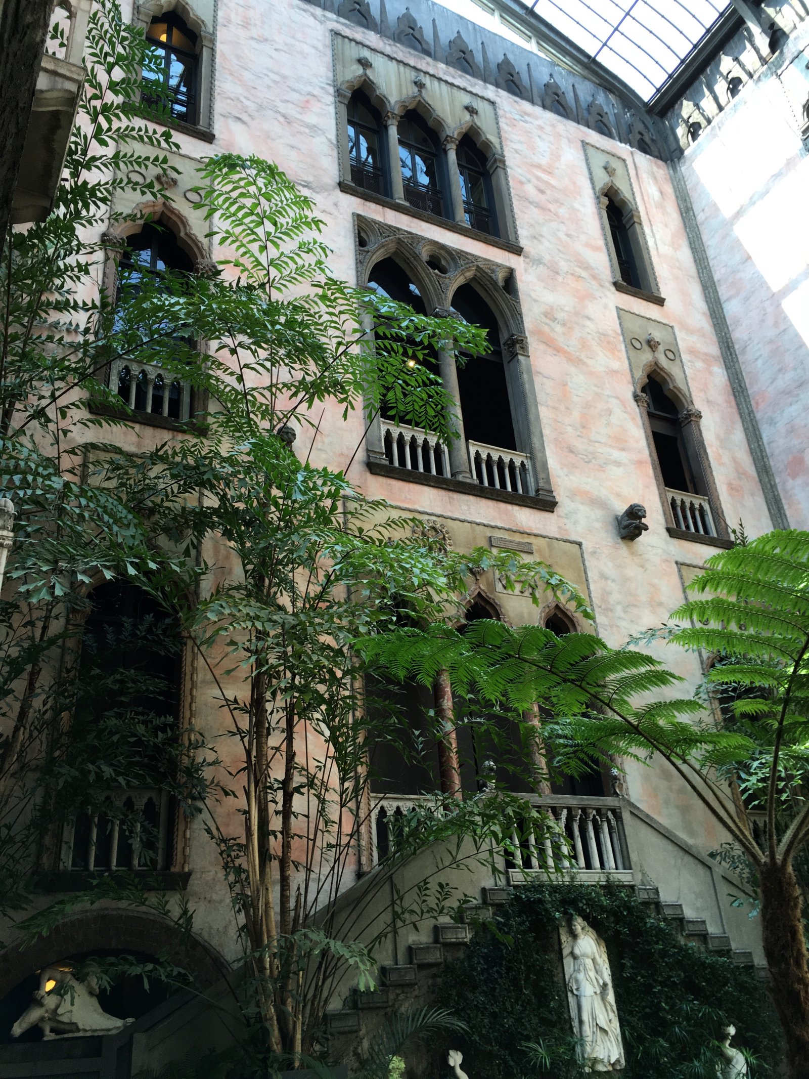 იზაბელა სტიუარტ გარდნერის მუზეუმი ბოსტონში - Boston | Secret World Trip Planner