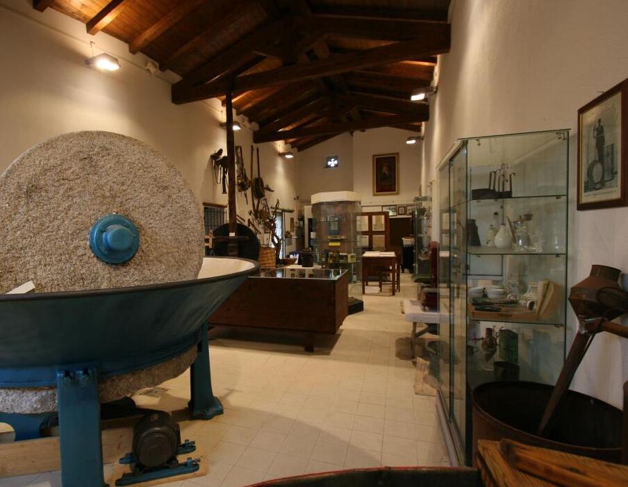 Sa Mola de Su Notariu-Museu do petróleo - Dolianova | Secret World Trip Planner
