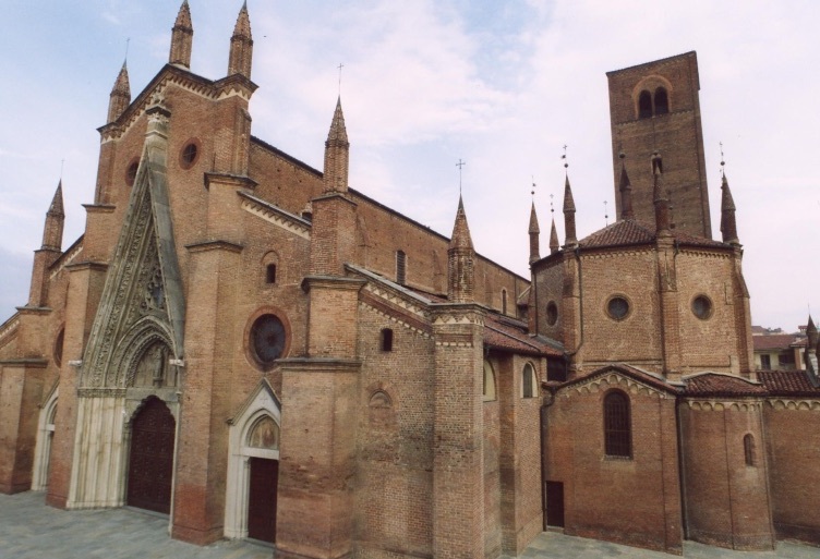 Catedral de Chieri - Chieri | Secret World Trip Planner