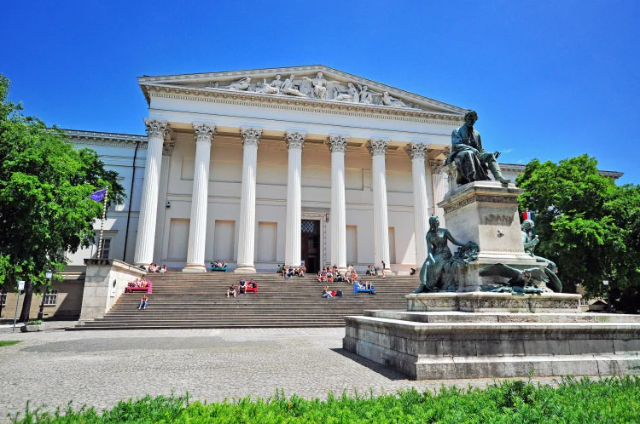 Museo Nazionale Ungherese - Budapest | Secret World Trip Planner