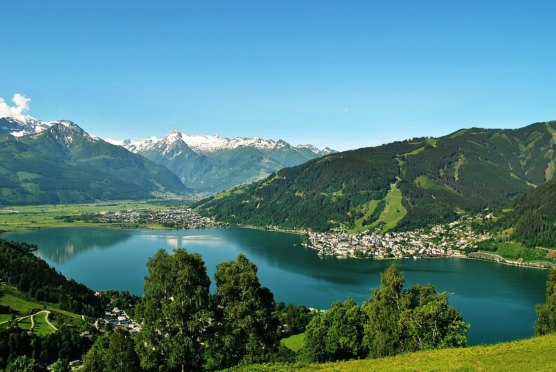 Austria | Lake Zell Lake | Secret World Trip Planner