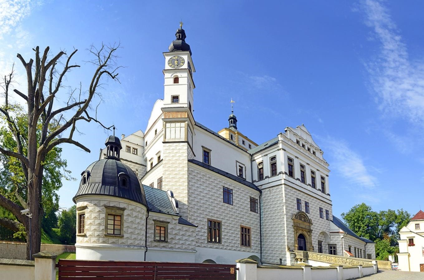 Le château de Pardubice Secret World