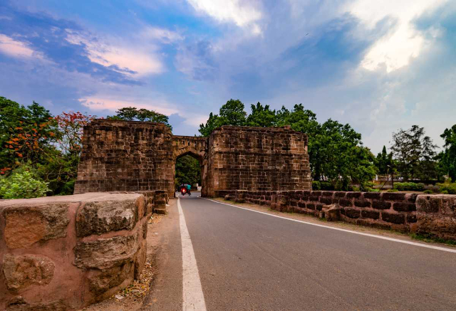 కటక్, సిల్వర్ సిటీ - Cuttack | Secret World Trip Planner
