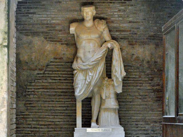 Mausoleo de Lucio Munazio Plancus - Gaeta | Secret World Trip Planner