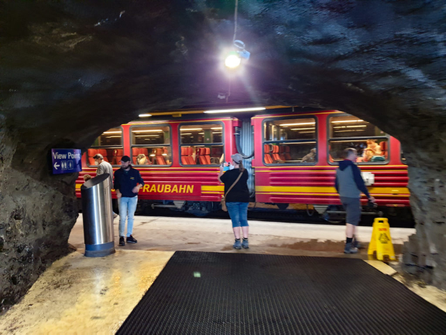 محطة Bahnhof Eismeer - Grindelwald | Secret World Trip Planner