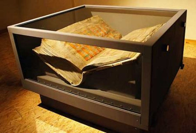 Codex Gigas พระคัมภีร์ปีศาจ - 114 46 Stockholm | Secret World Trip Planner