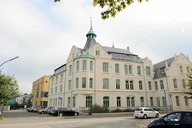 브레머하펜 시청 - Bremerhaven | Secret World Trip Planner