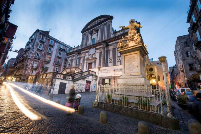 ໂບດ San Paolo Maggiore - Napoli | Secret World Trip Planner