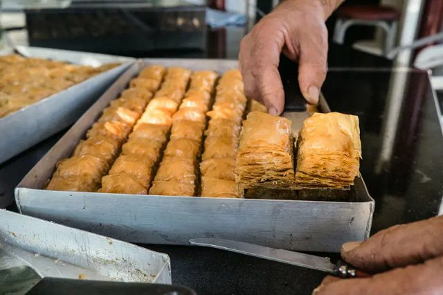 Baklava: Sladka večplastna zgodovina v Grčiji - Athina | Secret World Trip Planner