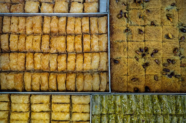 Baklava: Uma história doce e cheia de camadas na Grécia - Athina | Secret World Trip Planner
