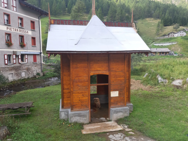 Font de Sant'Apol·lònia - Via Statale del Passo Gavia | Secret World Trip Planner