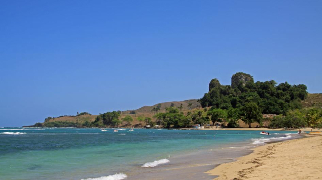 อ่าวไม้หมอน - Bahía de Maimón | Secret World Trip Planner