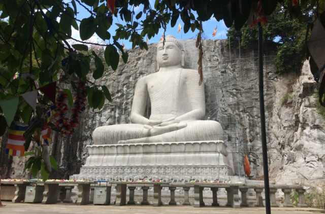 Socha Buddhy Rambodagalla - Rambadagalla | Secret World Trip Planner
