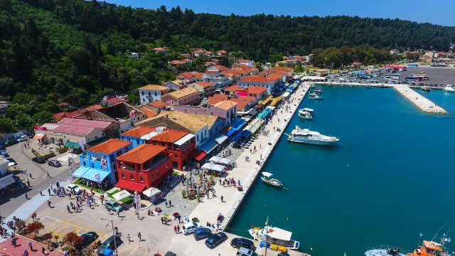 Poble de Katakolon - Katakolo | Secret World Trip Planner