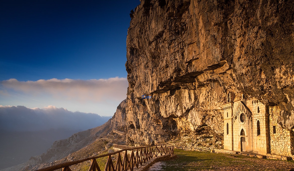 Ermitage de Saint Michel Archange - Maranola | Secret World Trip Planner