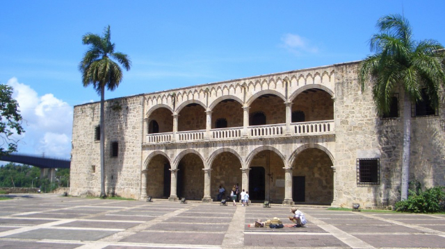 ALCÁZAR DE COLÓN - Santo Domingo | Secret World Trip Planner