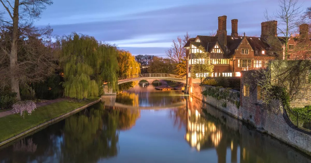 Albergue Garret Puente - Garret Hostel Ln | Secret World Trip Planner