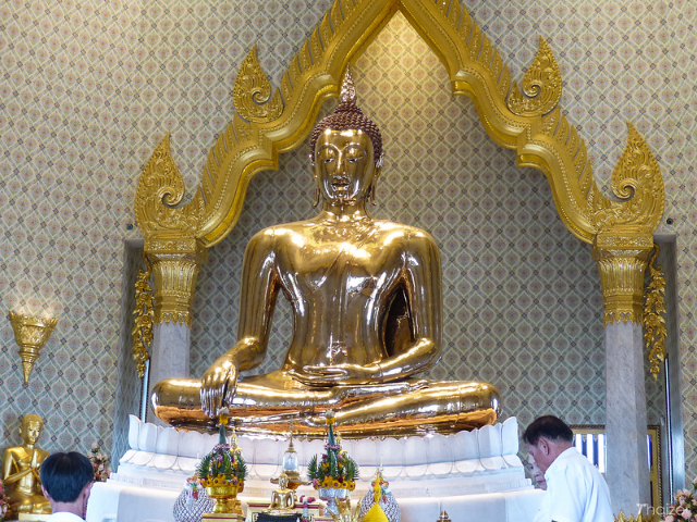 Wat Traimit Withayaram y el Buda de Oro - Khet Samphanthawong | Secret World Trip Planner