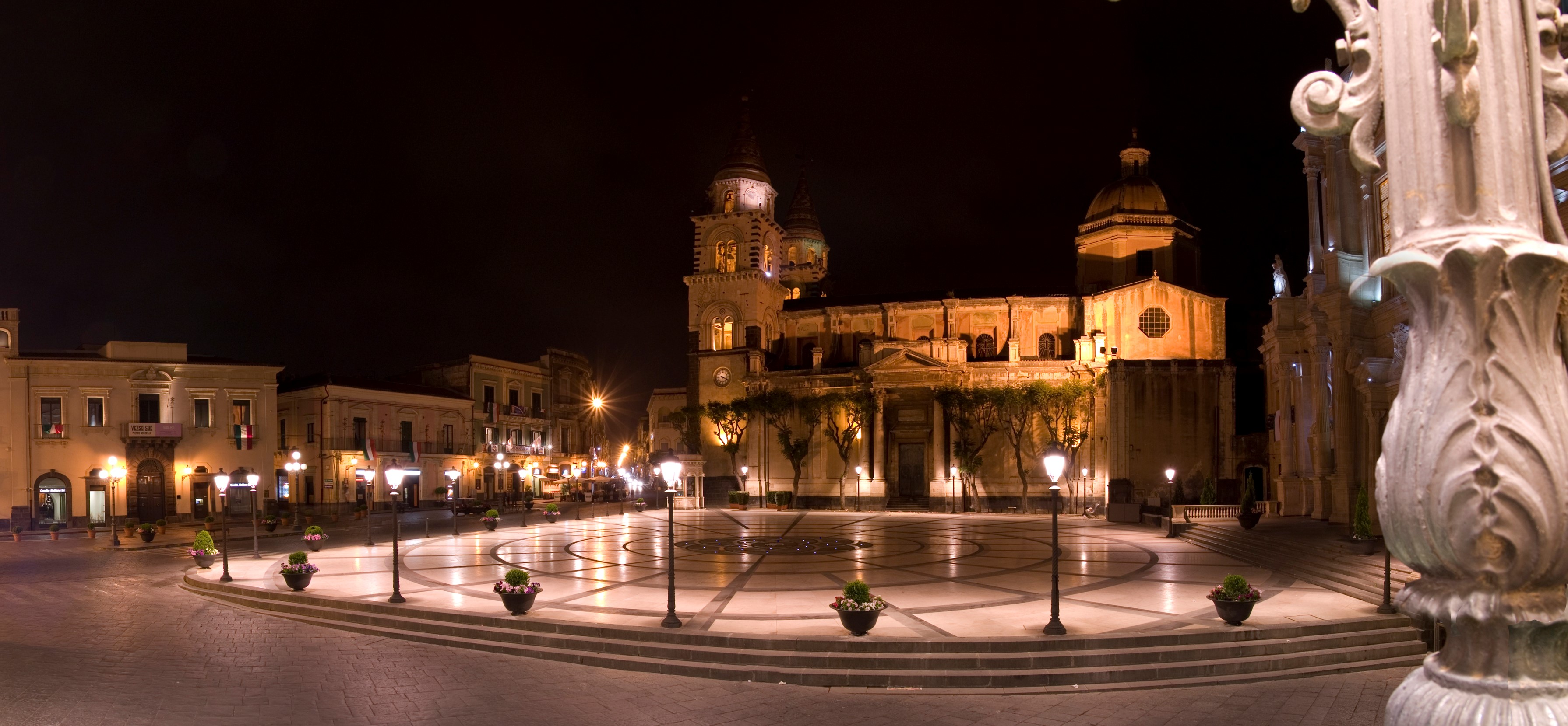 Katedral Meydanı - Acireale | Secret World Trip Planner