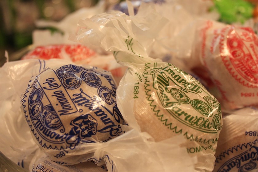 Macaroons ya Mombaruzzo - Mombaruzzo | Secret World Trip Planner