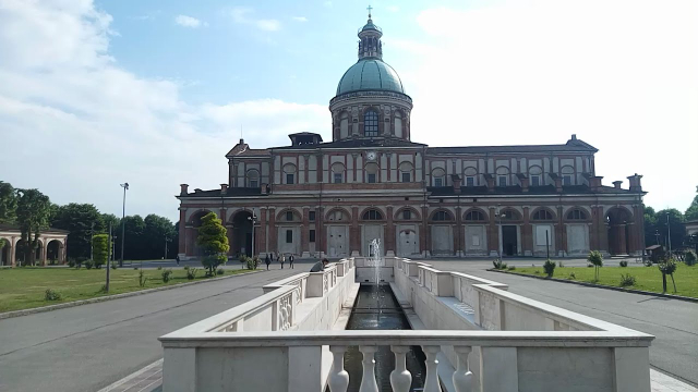 Sanctuary ng Santa Maria del Fonte sa Caravaggio - Santuario di Caravaggio | Secret World Trip Planner