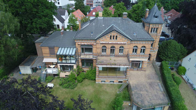 Villa Shröder - Bremerhaven | Secret World Trip Planner