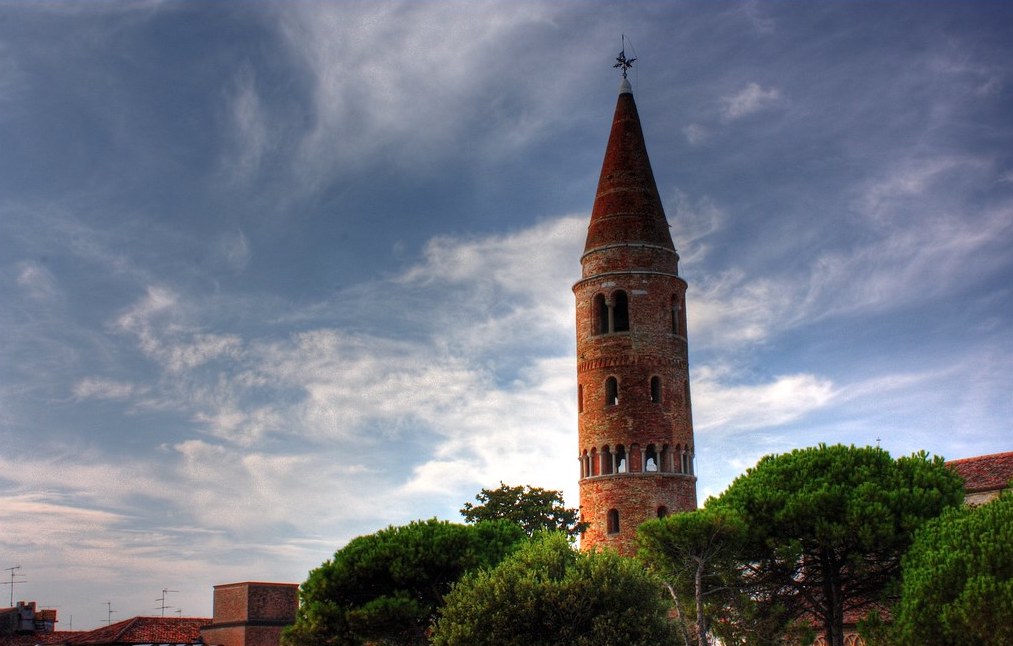 Caorle katedraleko kanpandorrea