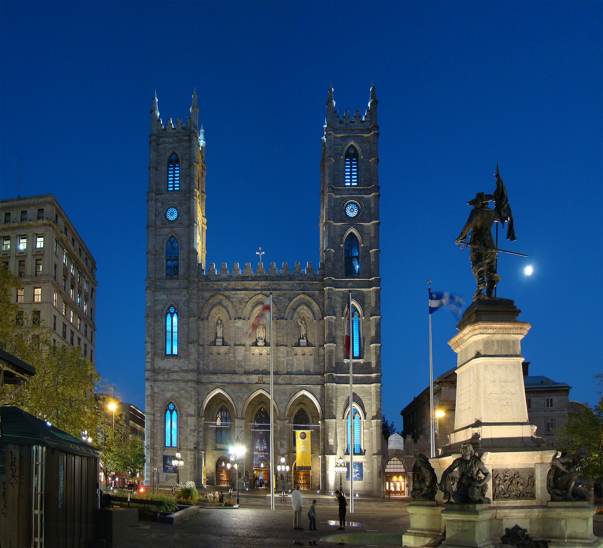  Basílica Notre-Dame 