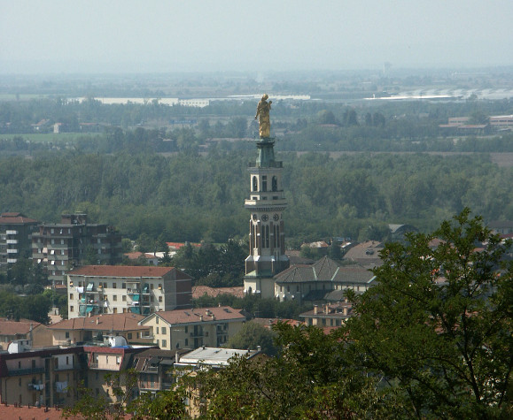 Apsardzes Dievmātes svētnīcas tornis