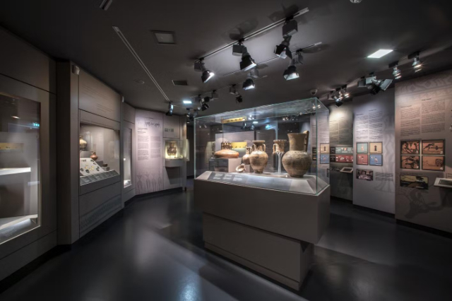 Museum Seni Cycladic - Athina | Secret World Trip Planner