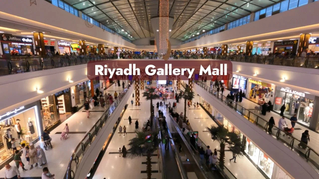 Centro Comercial Riyadh y Restaurantes: Entre Compras Frenéticas y Sabores Auténticos - Riyadh | Secret World Trip Planner